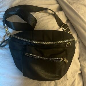 Black Steve Madden Fanny pack